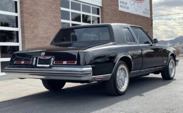 Cadillac-San-remo-coupe-1977-black-4