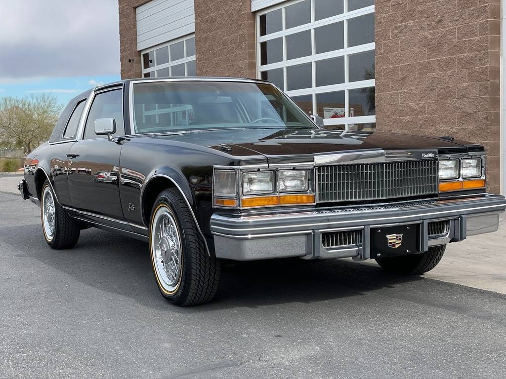 Cadillac-San-remo-coupe-1977-black