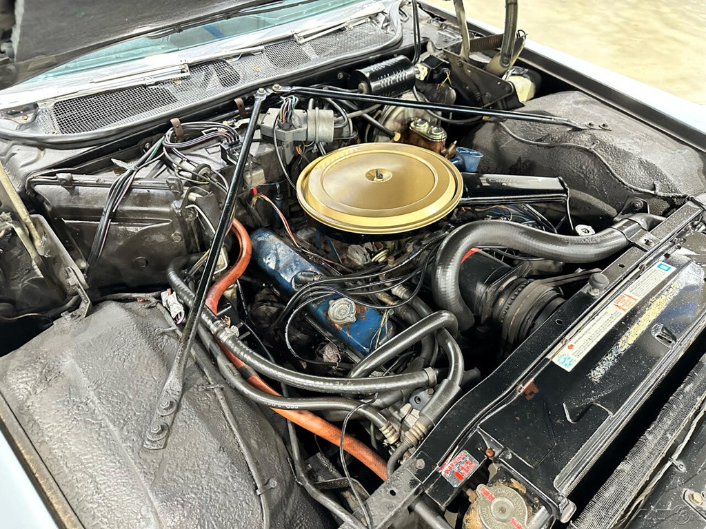 Cadillac-Sedan-1968-Other-12