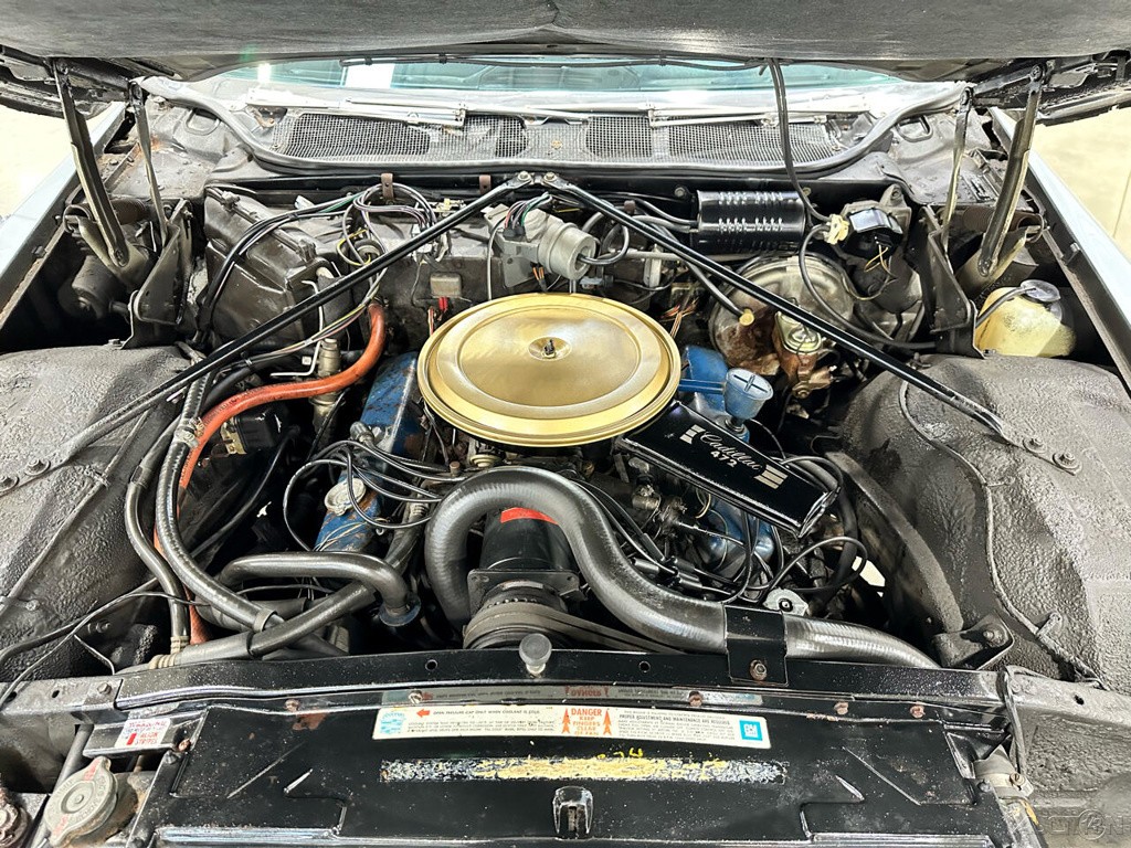 Cadillac-Sedan-1968-Other-13