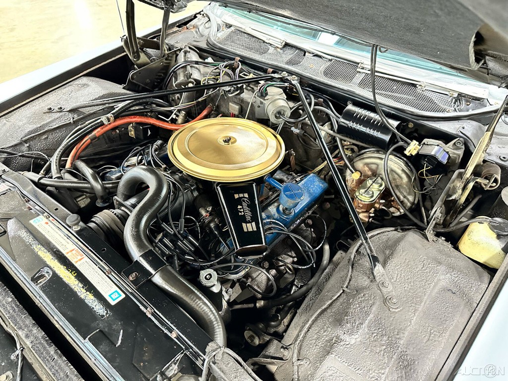 Cadillac-Sedan-1968-Other-14