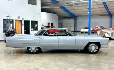 Cadillac-Sedan-1968-Other-7