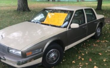 Cadillac-Sedan-1986-6