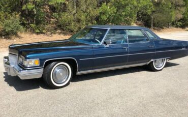 Cadillac-Sedan-deville-1975-blue-1
