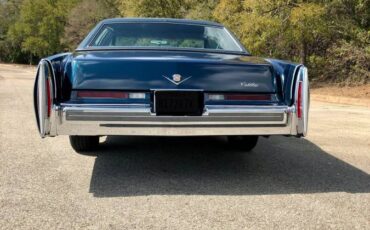 Cadillac-Sedan-deville-1975-blue-3
