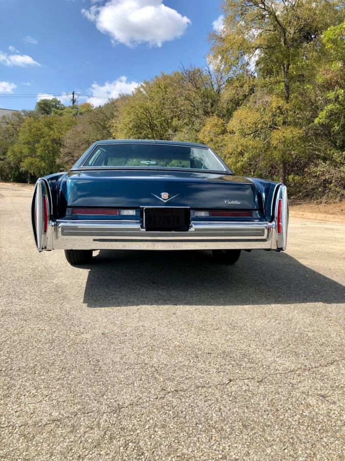 Cadillac-Sedan-deville-1975-blue-3