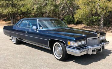 Cadillac-Sedan-deville-1975-blue