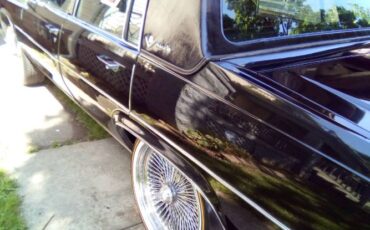 Cadillac-Sedan-deville-1978-Black-3