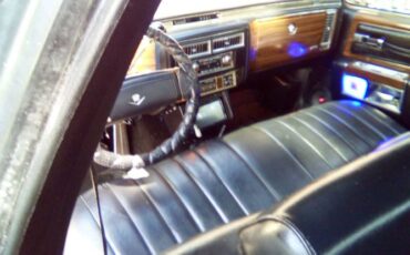Cadillac-Sedan-deville-1978-Black-4