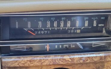 Cadillac-Sedan-deville-1979-1