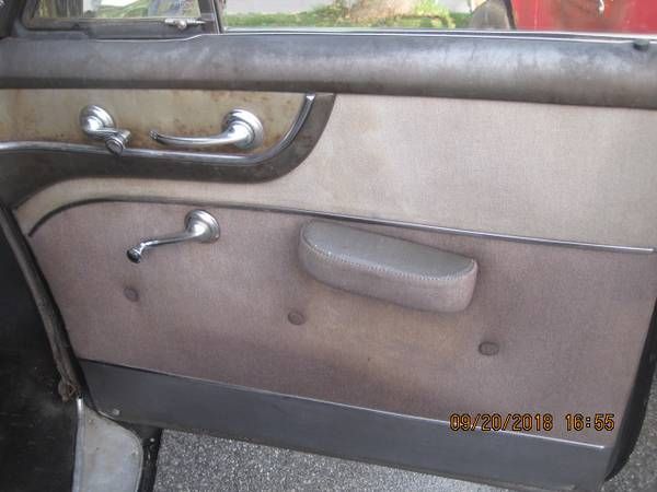 Cadillac-Series-61-1950-Black-Beige-19
