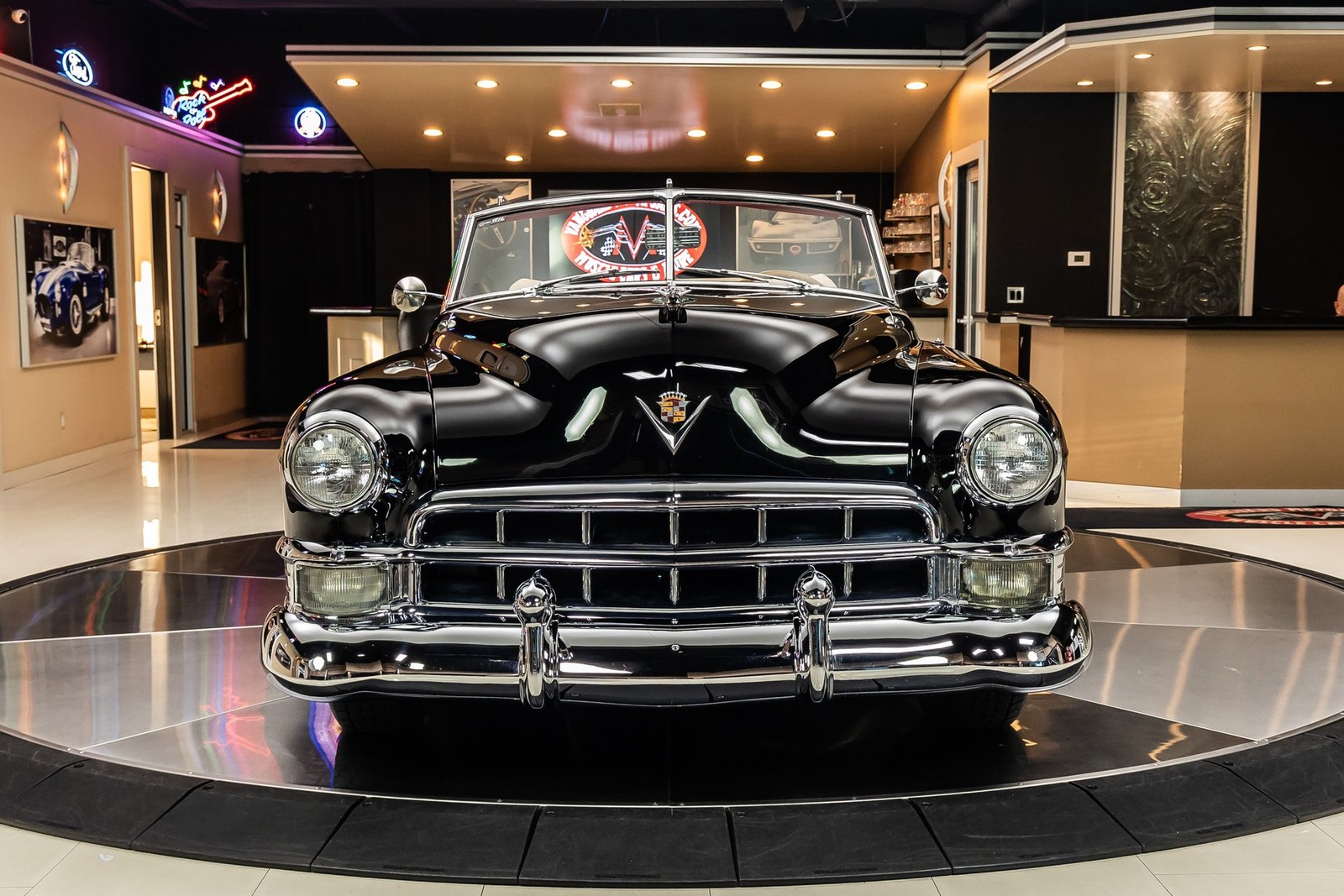 Cadillac-Series-62-1949-Convertible-8