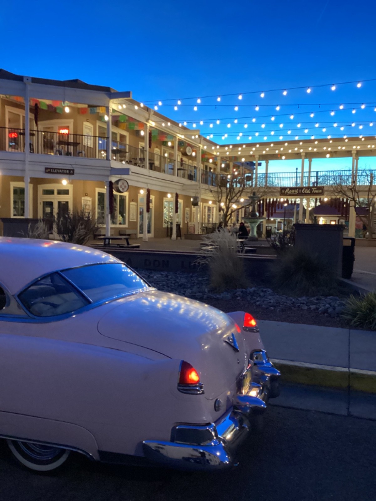 Cadillac-Series-62-1950-Coupe-11