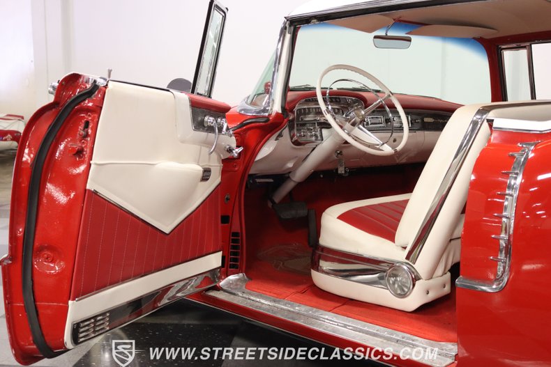 Cadillac-Series-62-1956-Red-White-34