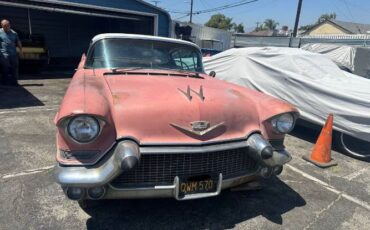 Cadillac-Series-62-1957-4