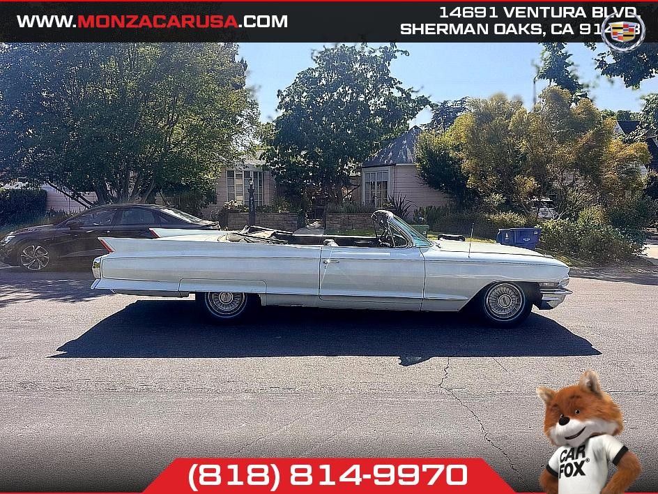 Cadillac-Series-62-1962-Convertible-2
