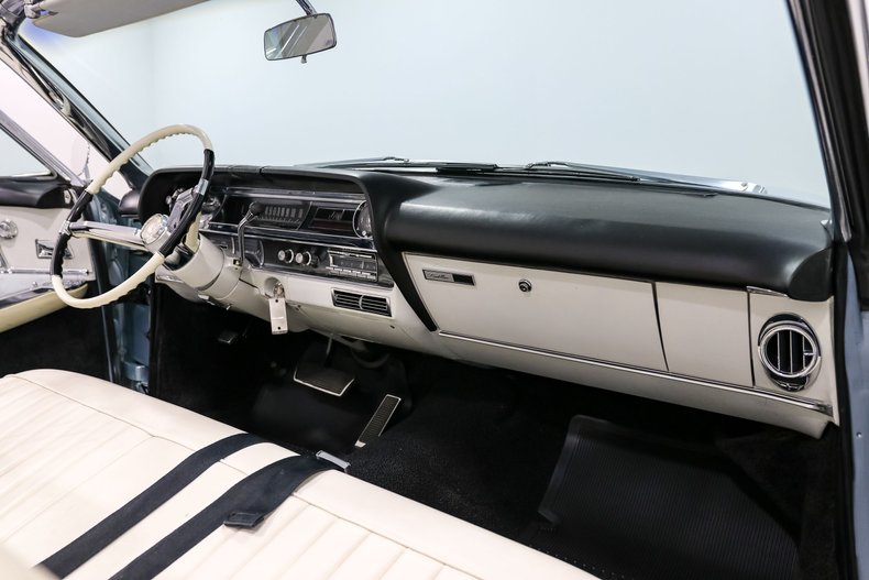 Cadillac-Series-62-1964-BLUE-White-22