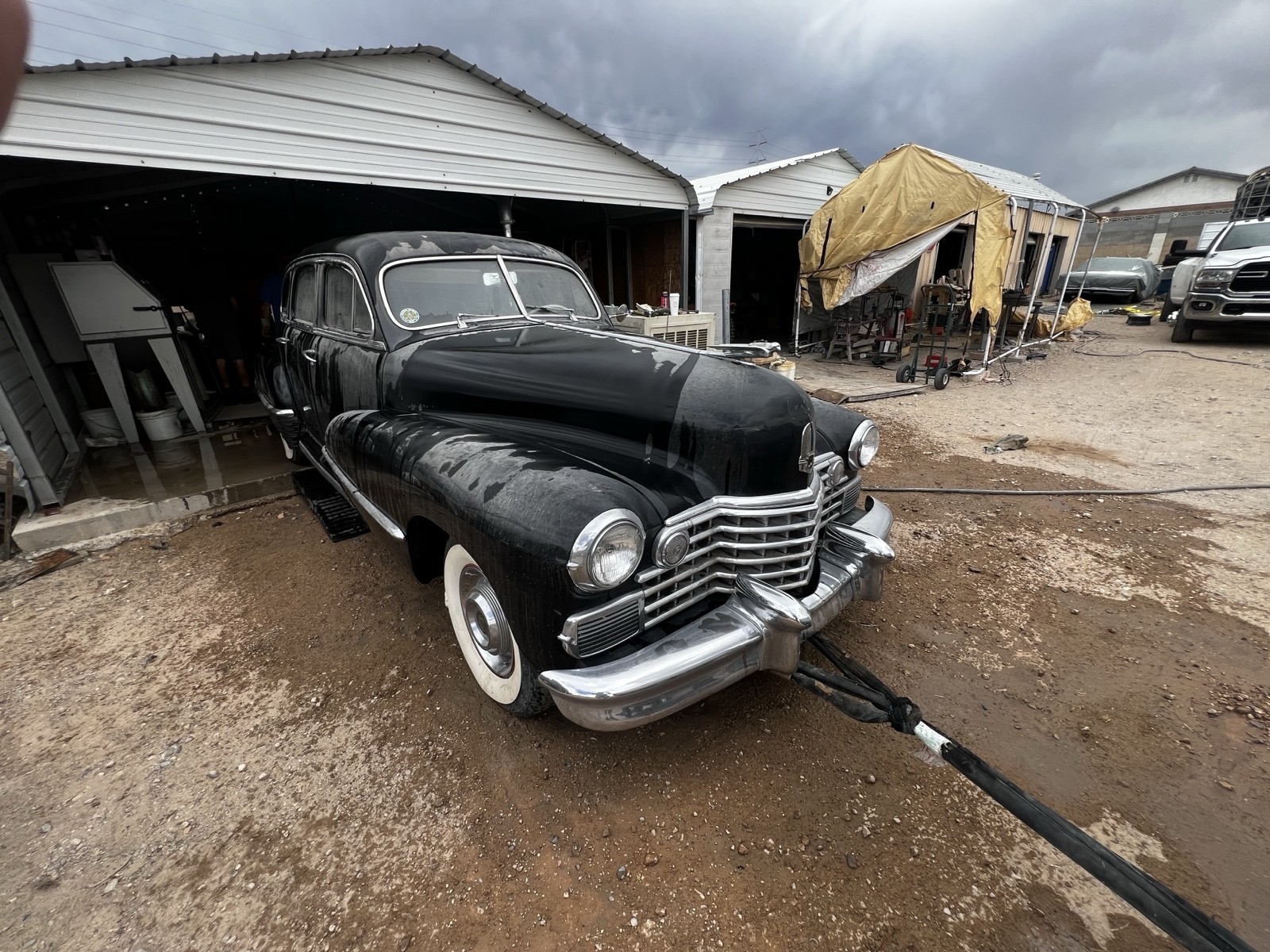 Cadillac-Series-63-1942-Sedan-1