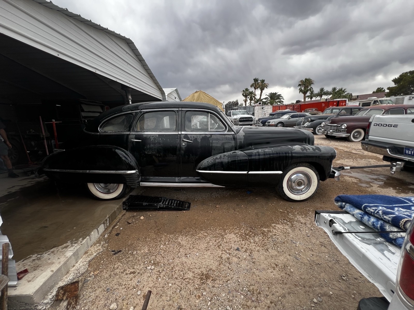 Cadillac-Series-63-1942-Sedan