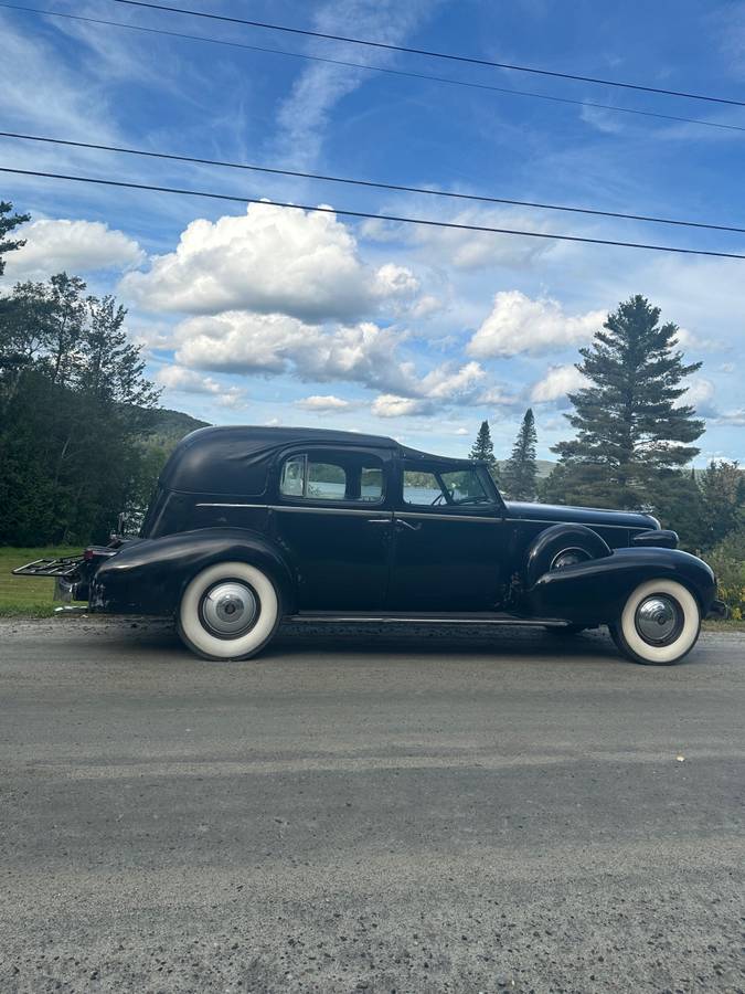 Cadillac-Series-75-fleetwood-limousine-1937-black-5