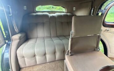 Cadillac-Series-75-fleetwood-limousine-1937-black-9