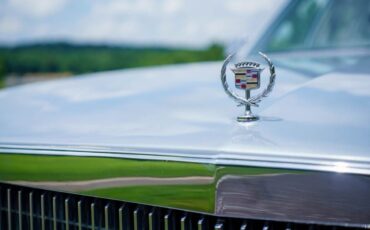 Cadillac-Seville-1977-11