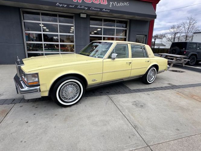 Cadillac-Seville-1977-Naples-Yellow-Yellow-Leather-18