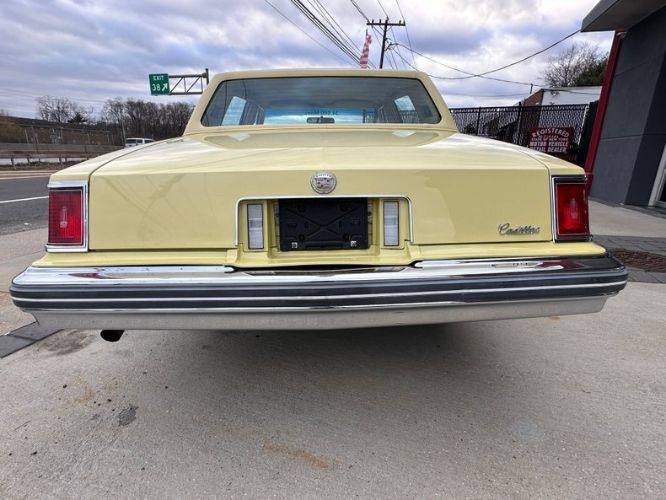 Cadillac-Seville-1977-Naples-Yellow-Yellow-Leather-33