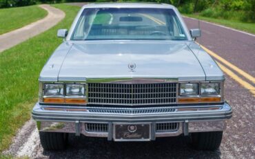 Cadillac-Seville-1977-Silver-15