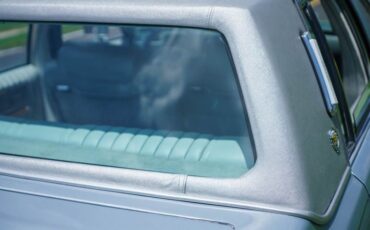 Cadillac-Seville-1977-Silver-37