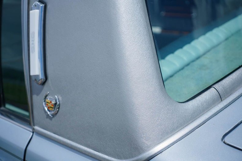Cadillac-Seville-1977-Silver-41
