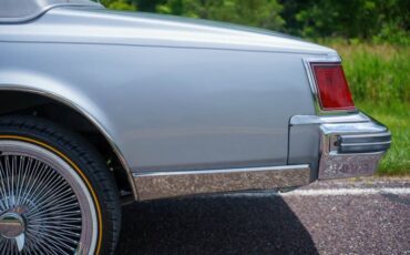 Cadillac-Seville-1977-Silver-43