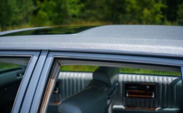 Cadillac-Seville-1977-Silver-47