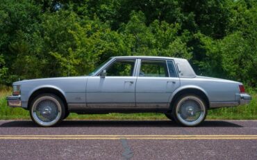 Cadillac-Seville-1977-Silver-7