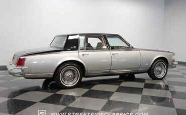 Cadillac-Seville-1978-Black-Gray-11
