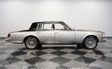 Cadillac-Seville-1978-Black-Gray-12
