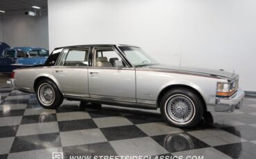 Cadillac-Seville-1978-Black-Gray-13