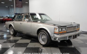 Cadillac-Seville-1978-Black-Gray-14