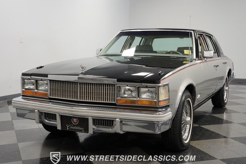 Cadillac-Seville-1978-Black-Gray-16