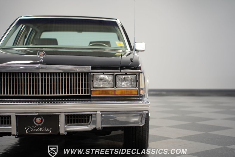 Cadillac-Seville-1978-Black-Gray-27