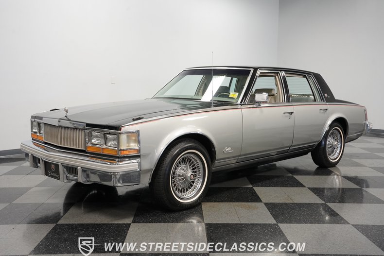 Cadillac-Seville-1978-Black-Gray-3
