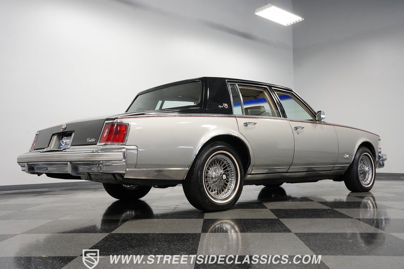 Cadillac-Seville-1978-Black-Gray-30