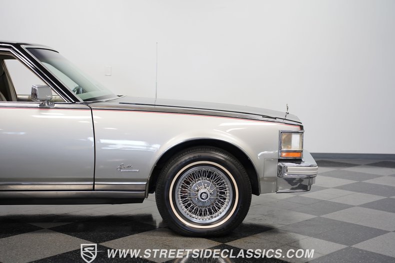 Cadillac-Seville-1978-Black-Gray-33