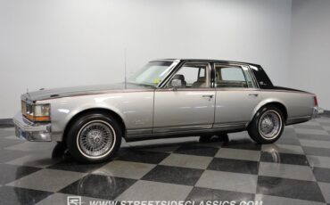 Cadillac-Seville-1978-Black-Gray-4