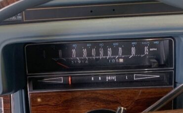 Cadillac-Seville-1978-White-Blue-17