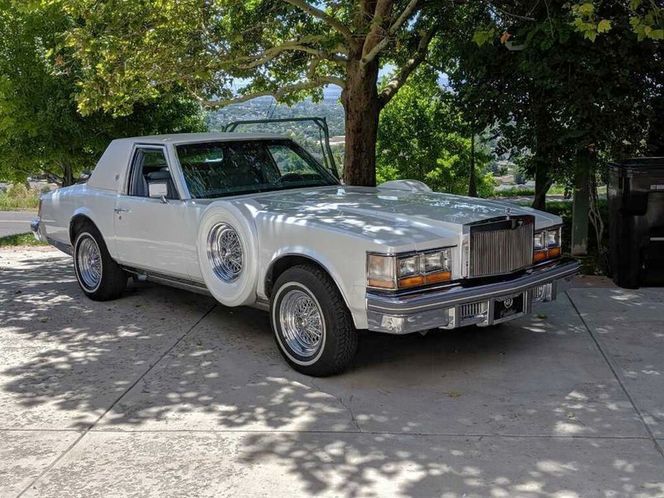 Cadillac-Seville-1978-White-Blue-21