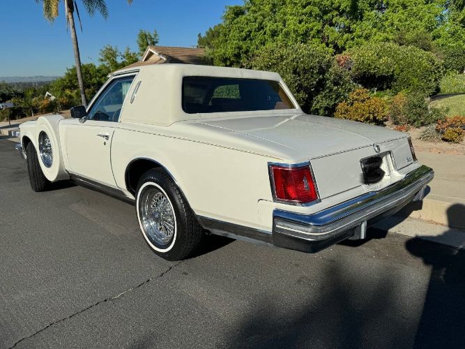 Cadillac-Seville-1979-3