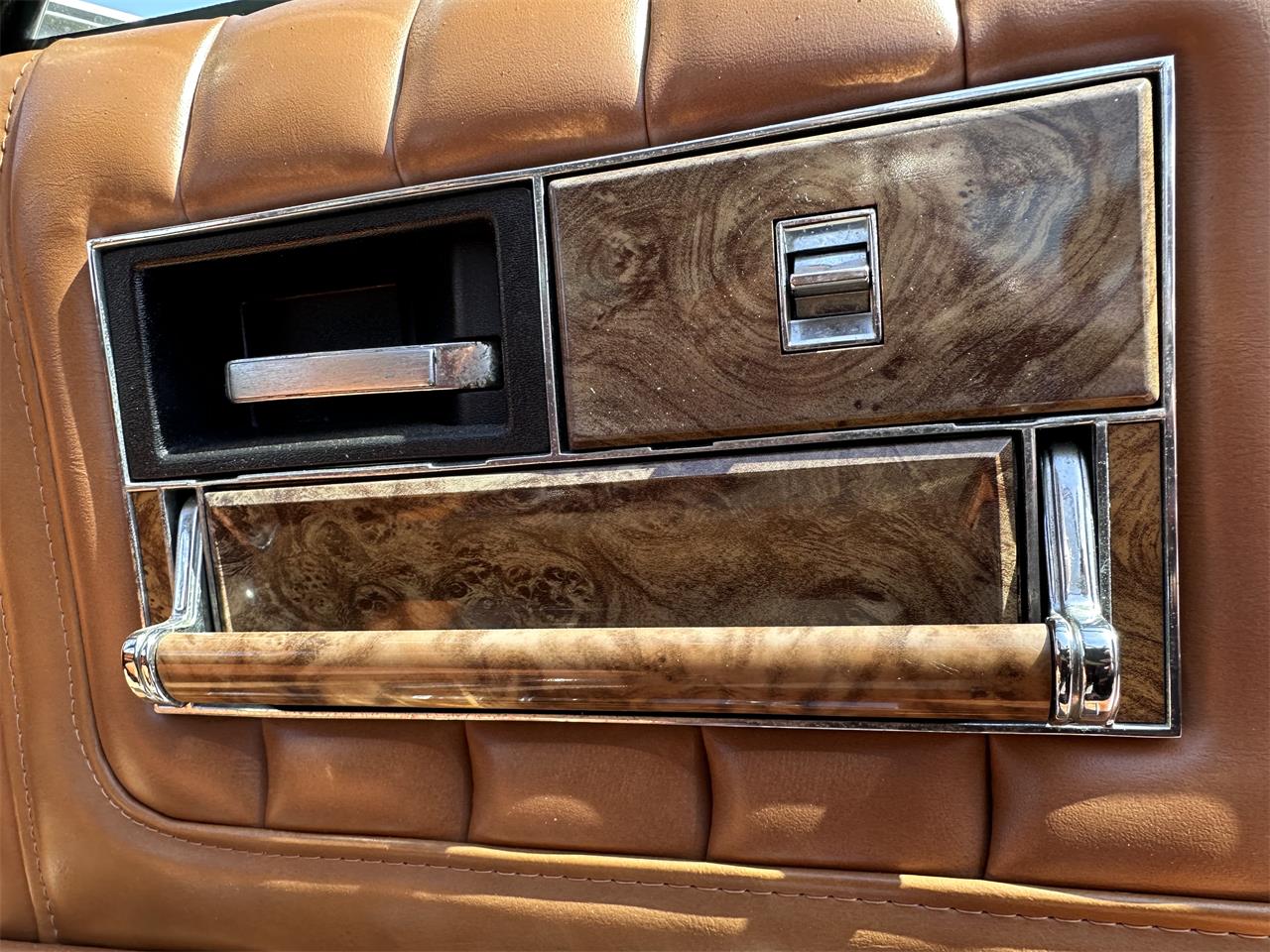 Cadillac-Seville-1979-Medium-Brown-Tan-33
