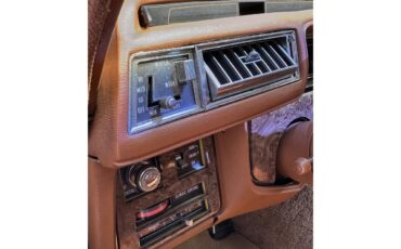 Cadillac-Seville-1979-Medium-Brown-Tan-35