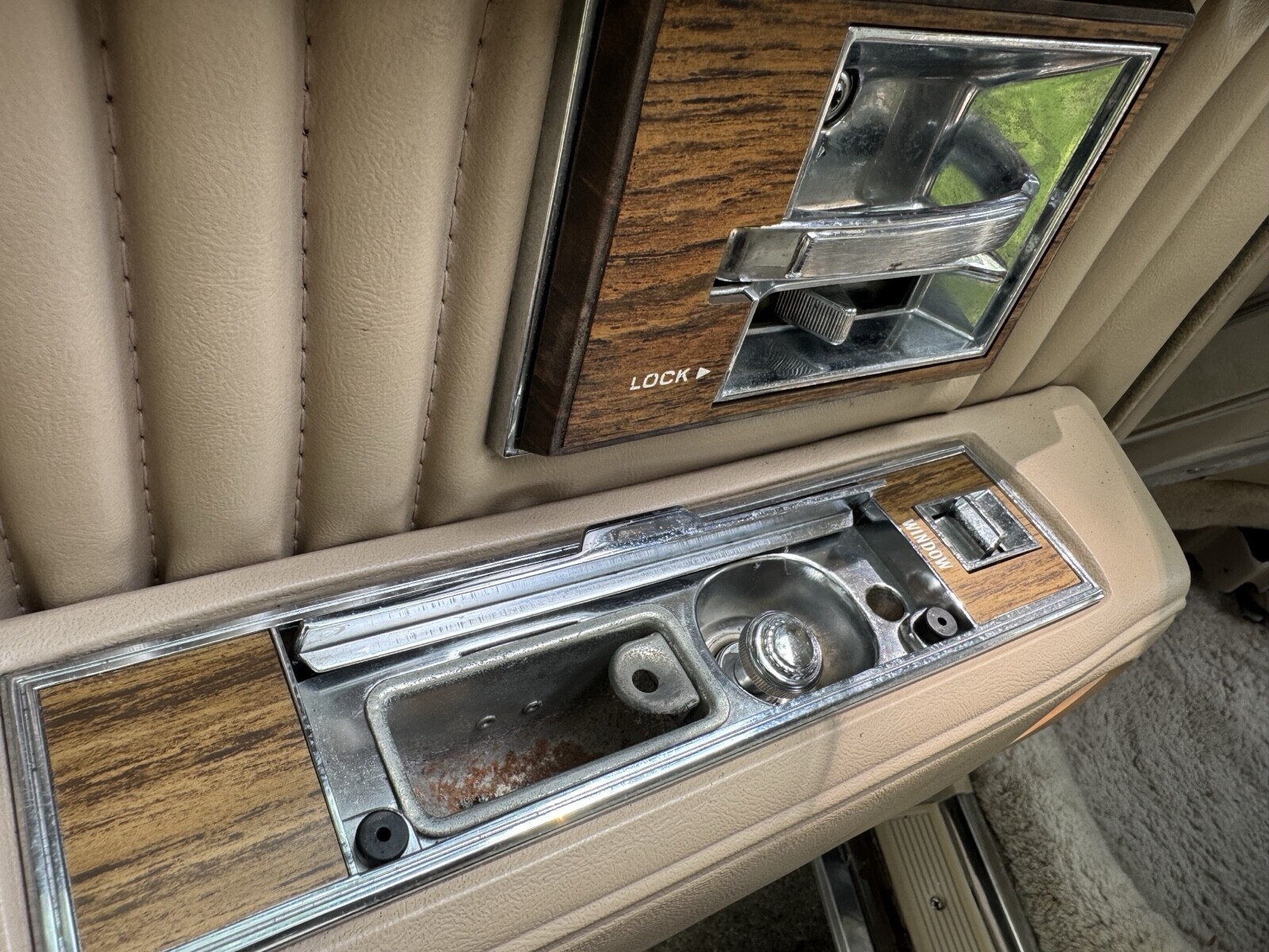 Cadillac-Seville-1980-Hatchback-16